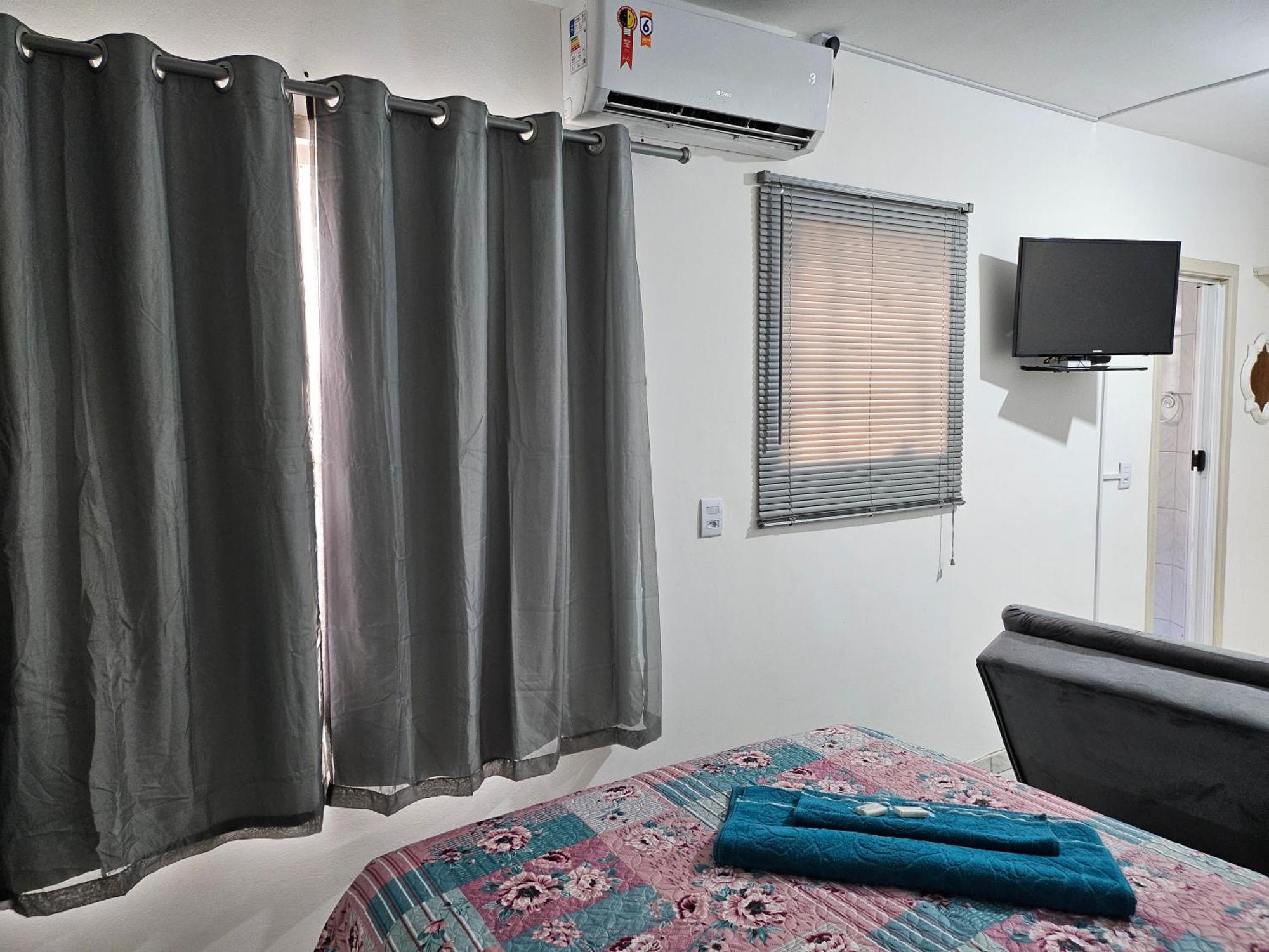 Consulado Americano Apartamento 50 Metros Da Entrada Para Visto Consulado Eua Porto Alegre Com Garagem Экстерьер фото